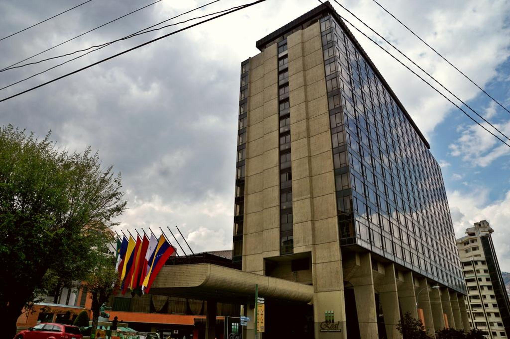 Real Plaza Hotel & Convention Center La Paz Exterior photo